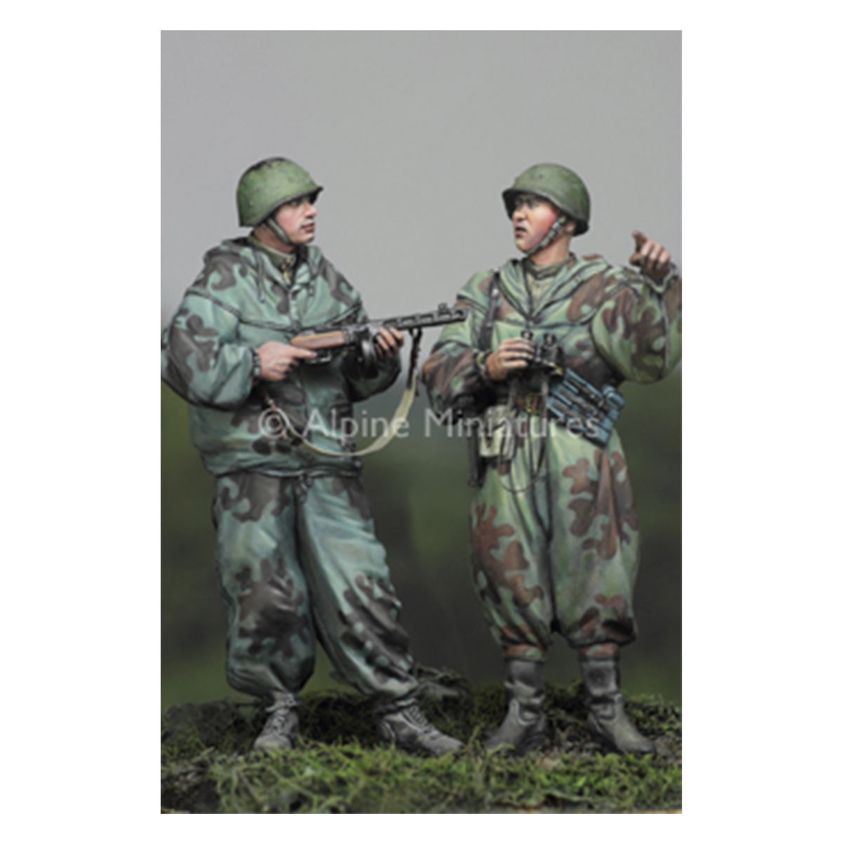 Alpine Miniatures – WW2 Russian Scout Set (2 figs) 1/35