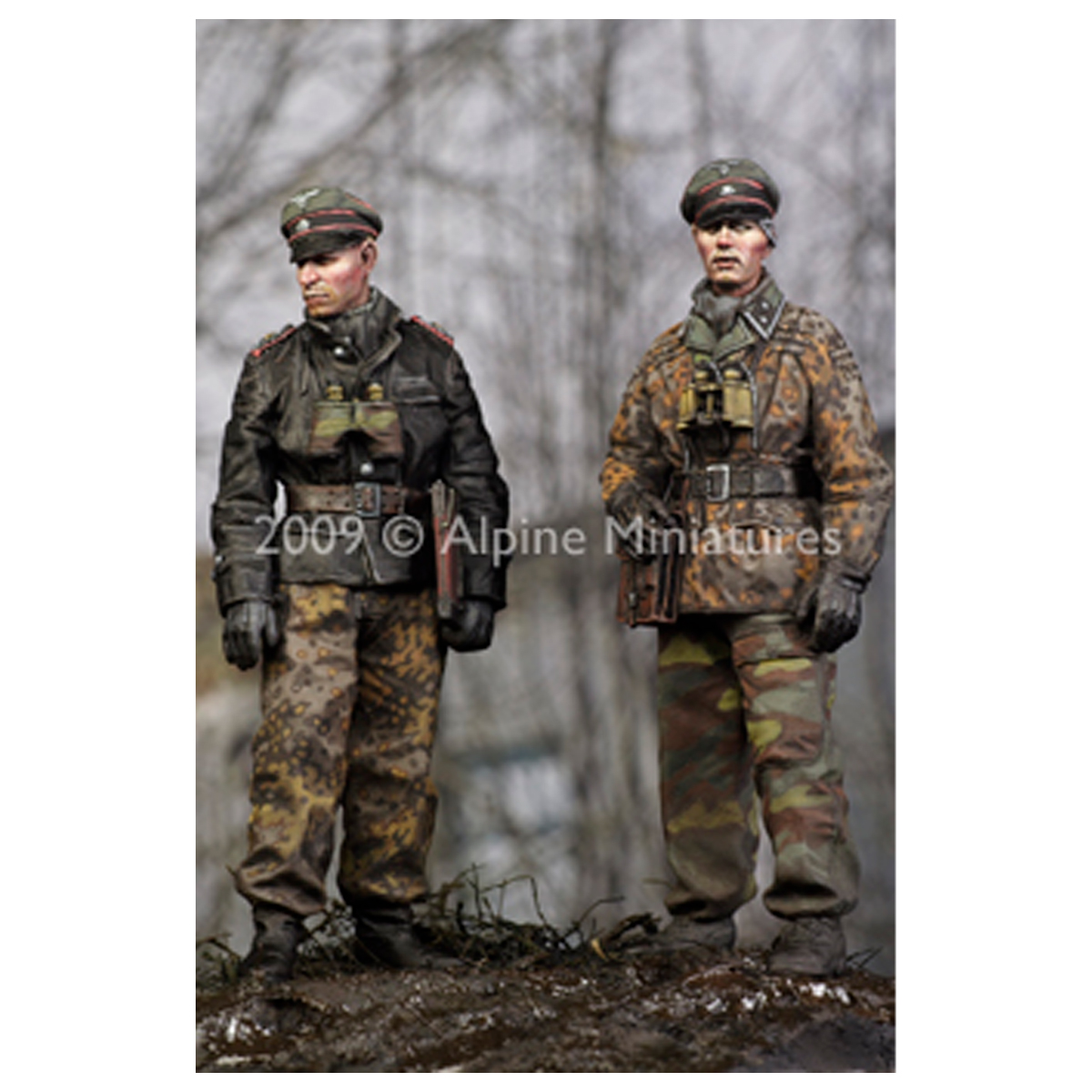 Alpine Miniatures – LAH Officers Ardennes Set (2 figs) 1/35